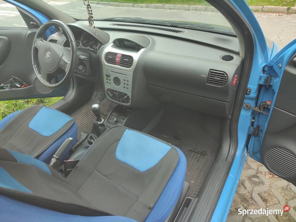 Opel corsa 12 Benz klima mały przebieg drugi kpl 1200cm3 Corsa