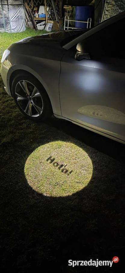 Seat leon 2021 wersja FR czarny środek Witnica