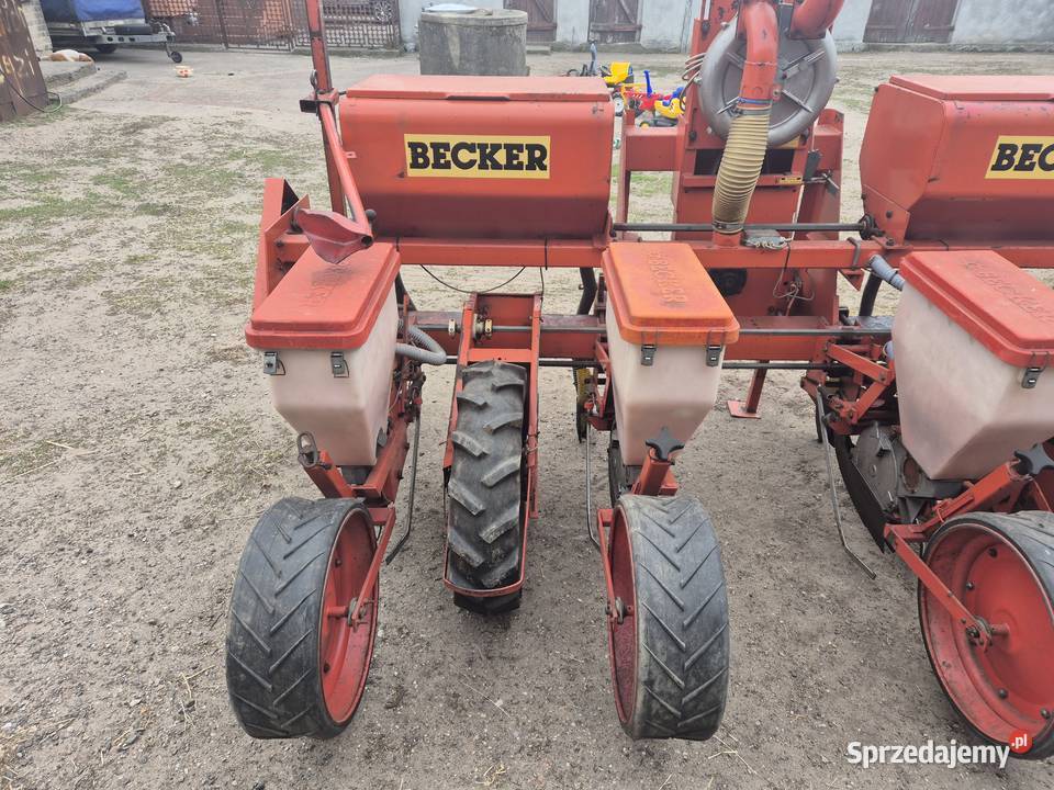 Siewnik do kukurydzy 4rzędowy Becker z Gawłów