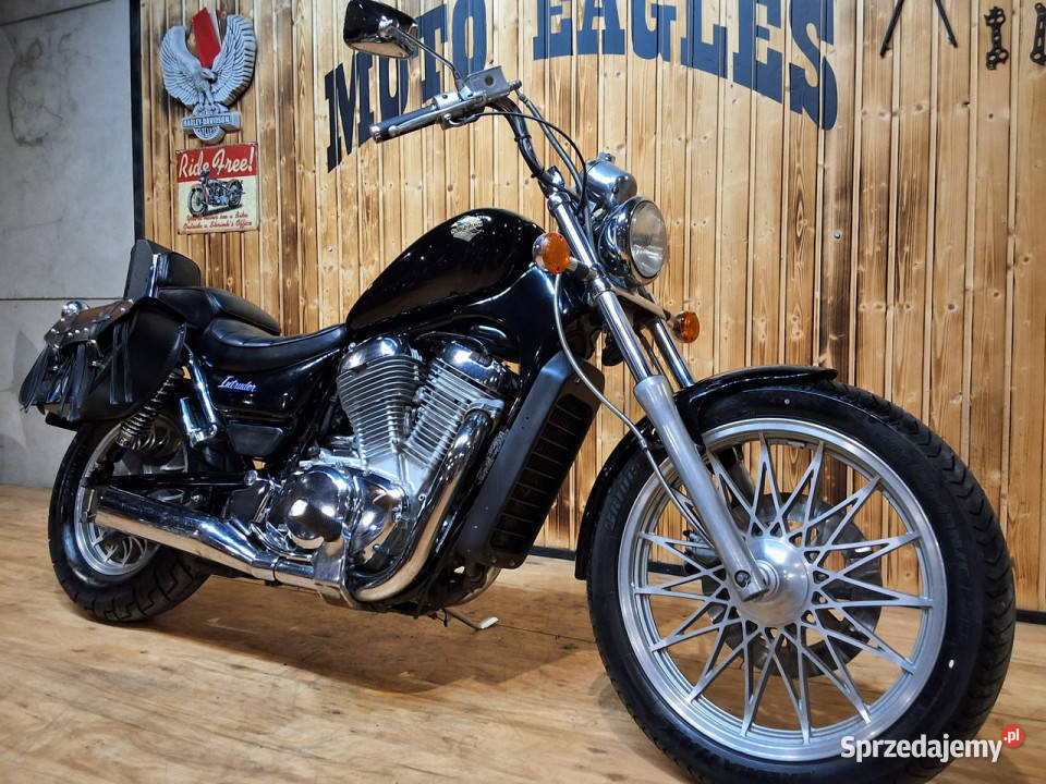 Suzuki Intruder Piekny motocykl idealny na elektryczny starter Bicz