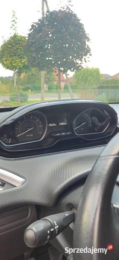 Peugeot 208 12 PureTech zadbany elektryczne lusterka Nowy Sącz