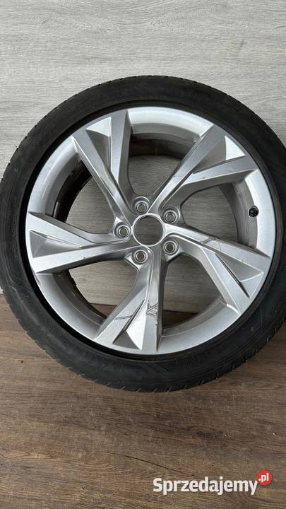 Felga aluminiowa Audi A4 B9 8W0601025EJ 80 x 18 Średnica 15" Gorzów Wielkopolski