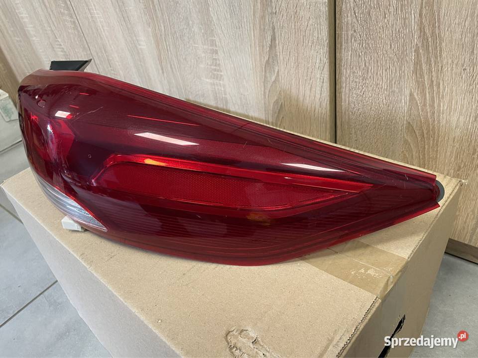 Hyundai Elantra lampa tył prawa lubelskie Kozubszczyzna