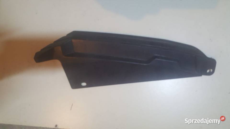 Ccrosser 22 zaślepka zderzaka listwy na zderzak Karoseria Tarnów