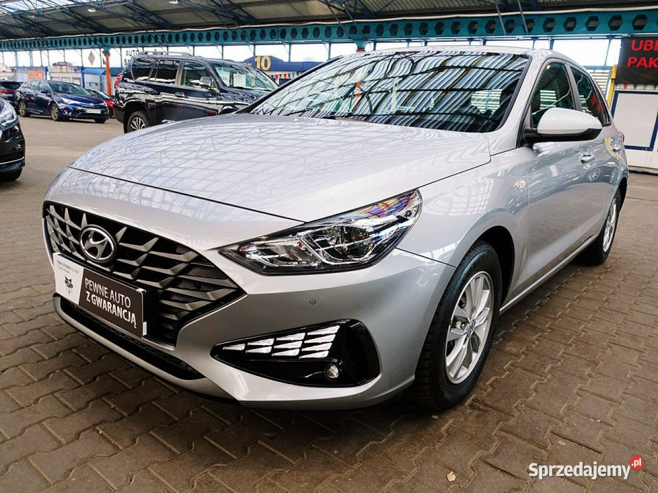 Hyundai i30 15 16V LedTEMPOMAT GWARANCJA 1WŁ Zarejestrowany w Polsce Mysłowice sprzedam