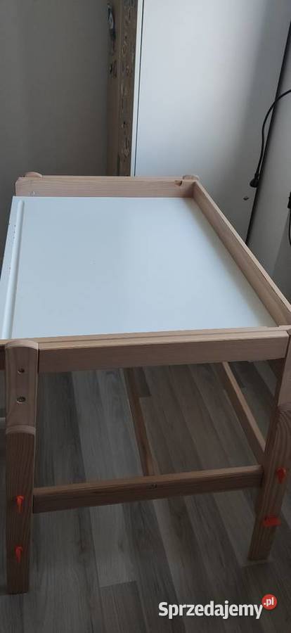 Biurko dziecka Ikea FLISATz krzesłem