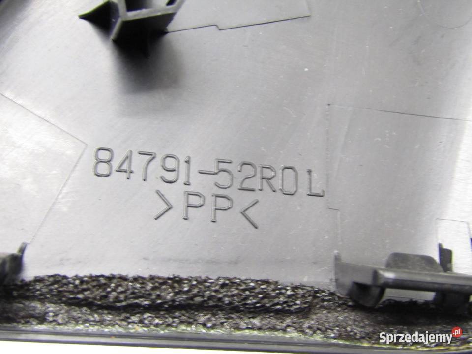 ZAŚLEPKA TRÓJKĄT OSŁONA LUSTERKA LEWY PRZÓD