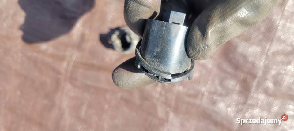 NISSAN QASHQAI I 1 J10 UCHWYT KOSZYK PDC osobowe śląskie Ruda Śląska