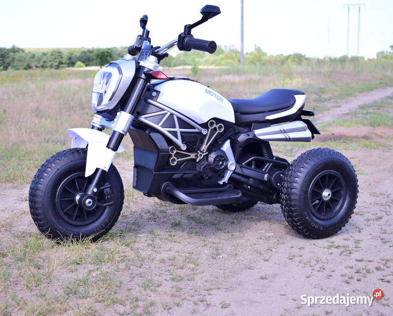 BAWIBUS auto motorek WIELKI MOTOR ŚCIGACZ Myszków