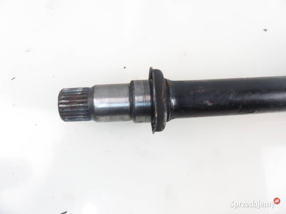 PÓŁOŚ PRAWA PRZEDNIA TOYOTA COROLLA e12 20 D4D sprzedam