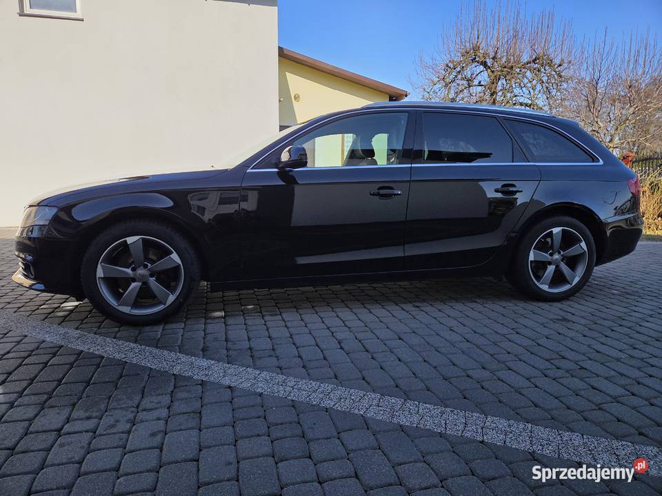 Audi A4 B8 Avant 20 TDI 2011 Iwanowice