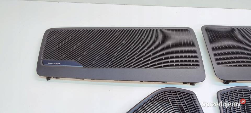 MASKOWNICE KOMPLET AUDI A4 B9 BANG OLUFSEN