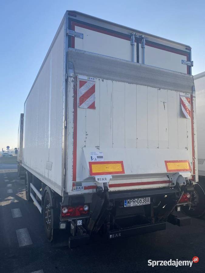 ZASŁAW chłodnia 2 strefy 25C 15 palet winda stan wielkopolskie Tulce