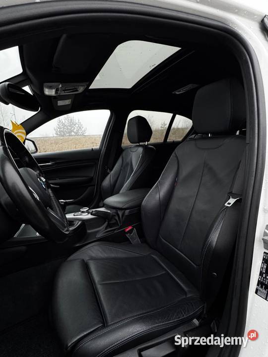 BMW 1 2019 r Serwis Aso BMW sam parkuje Kielce