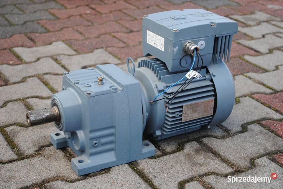 MOTOREDUKTOR 0315kw 1364obrmin FALOWNIK SEW Pozostałe Kargowa