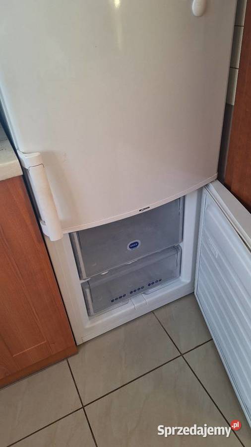 Lodówka Whirlpool 168cm łódzkie Łask