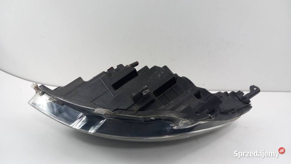OPEL ASTRA J LAMPA PRZÓD PRAWA Zbierkowo
