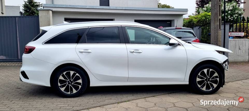 Kia Ceed Plugin hybrid Rok produkcji 2022 Leszno