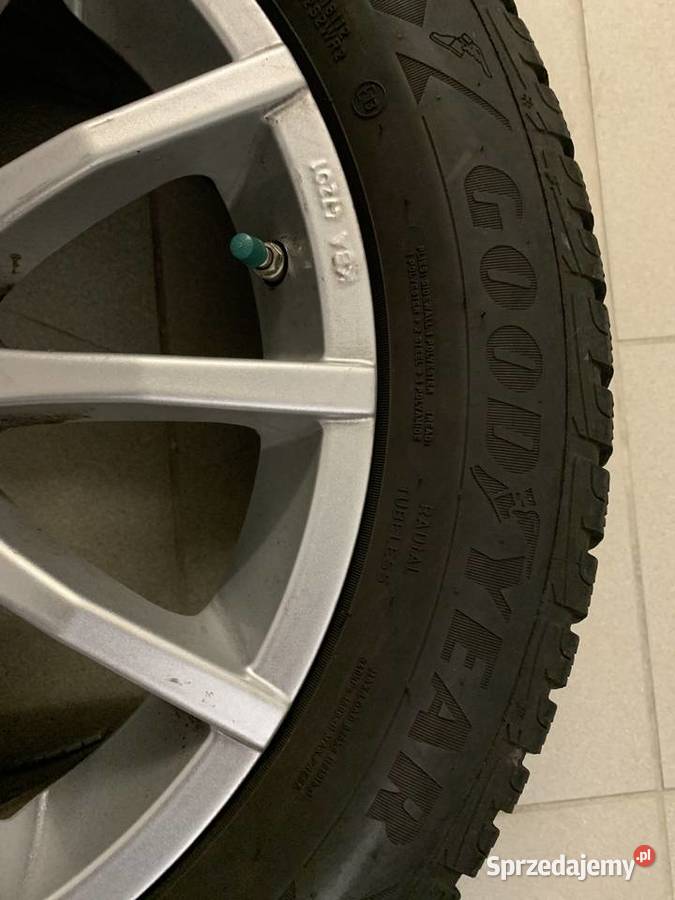 Alufelgi Opel insignia 5x120 opony zimowe z 2019 aluminiowe Miedziana Góra