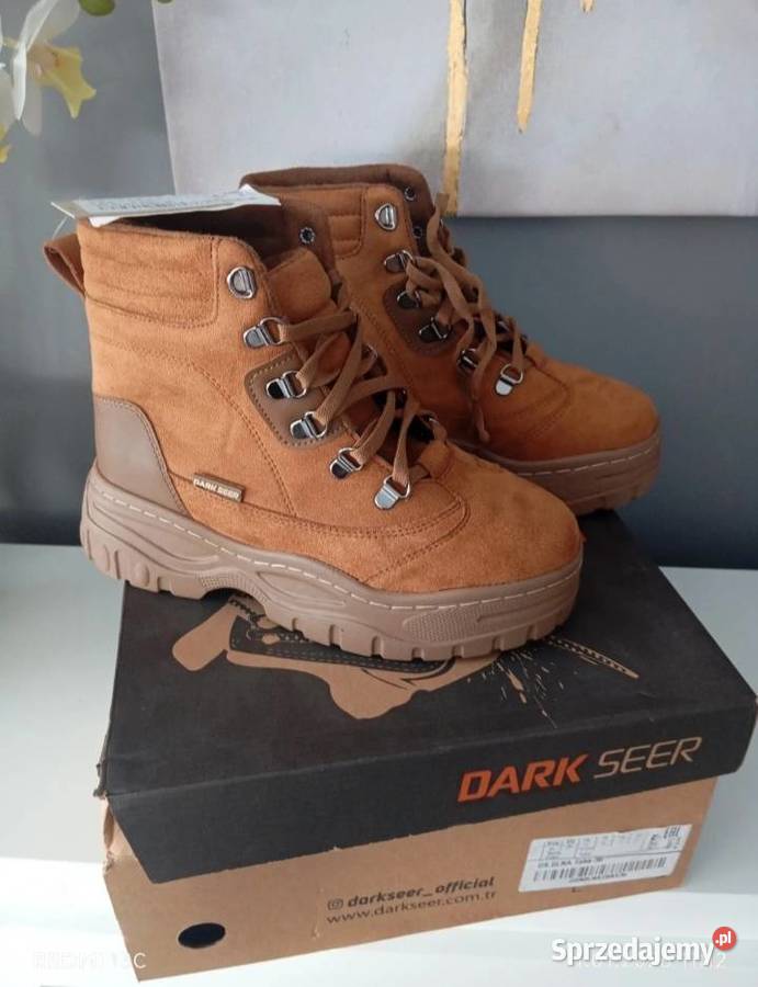 Trapery damskie Dark Seer 36