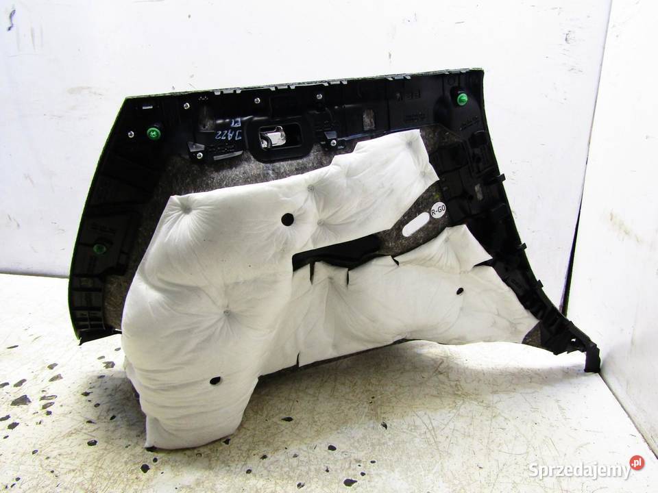 BOCZEK TAPICERKA BAGAŻNIKA PRAWY TYŁ TYLNA HONDA