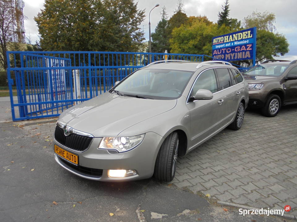 SKODA SUPERB COMBI 20 TDI 195 2012r DSG Żnin