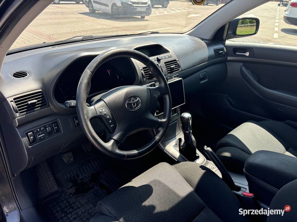 Toyota Avensis 18 benzyna kombi T25 11500zl do centralny zamek Avensis