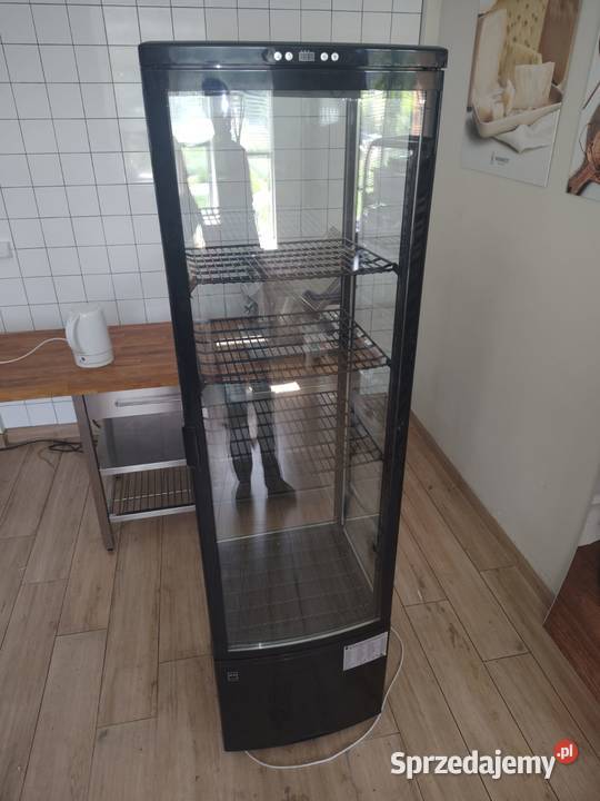 Witryna chłodnicza przeszklona gastronomiczna