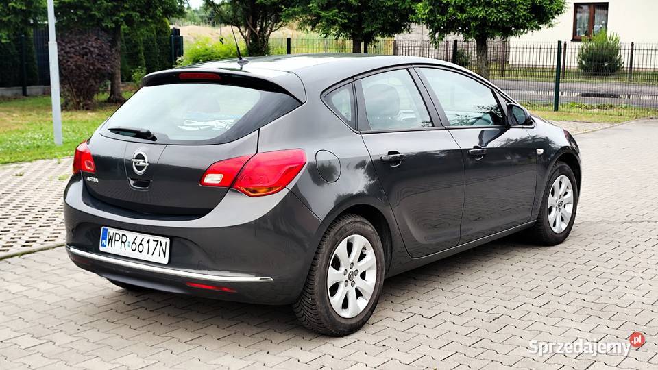 Sprzedam Opla Astrę J 2015 260000 111000 Z lubuskie Słubice sprzedam