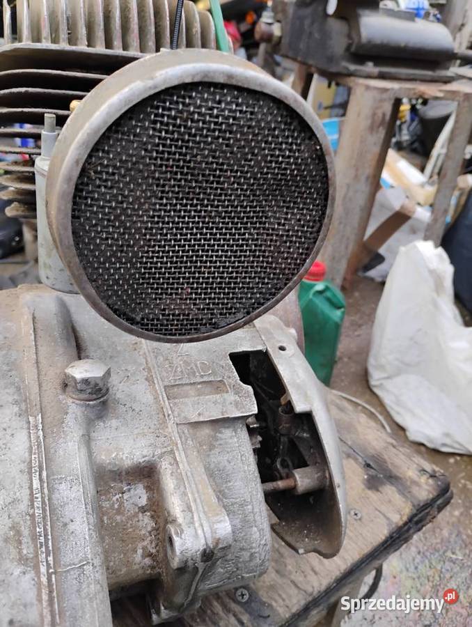 Silnik WSK 125 na chodzie Skomielna Czarna sprzedam
