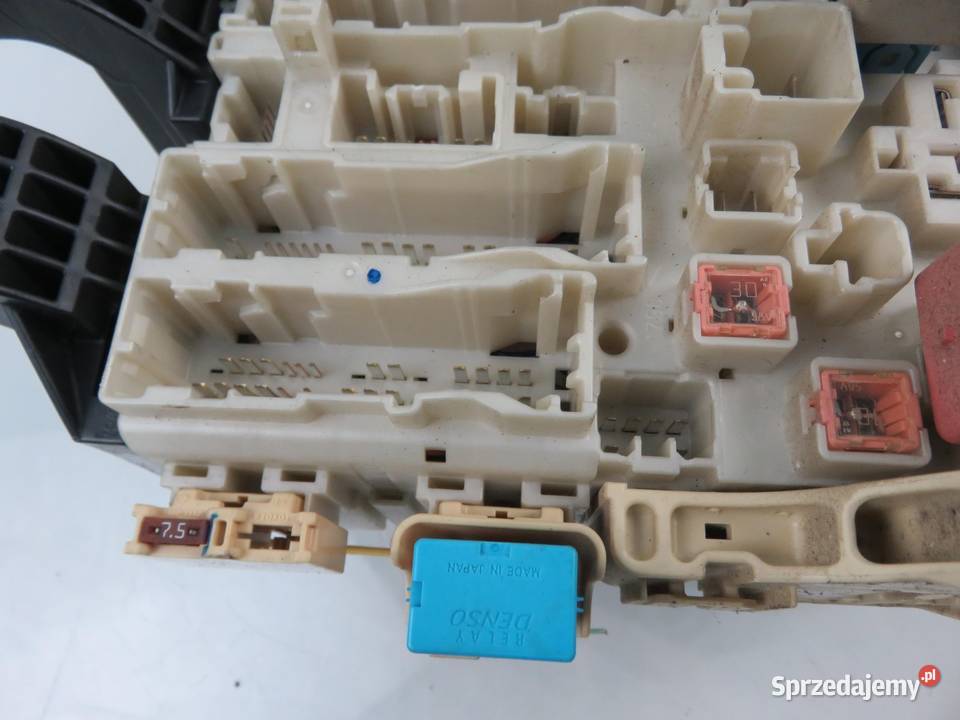 BSI TOYOTA URBAN CRUISER 14 D4D 4WD 8273052J00 osobowe sprzedam