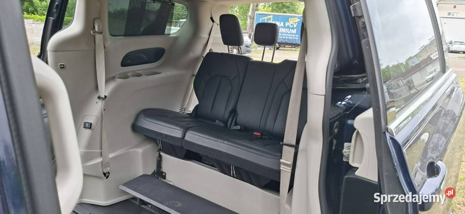 Chrysler Pacifica pacyfica 36 b rampa wózków kurtyny powietrzne lubelskie