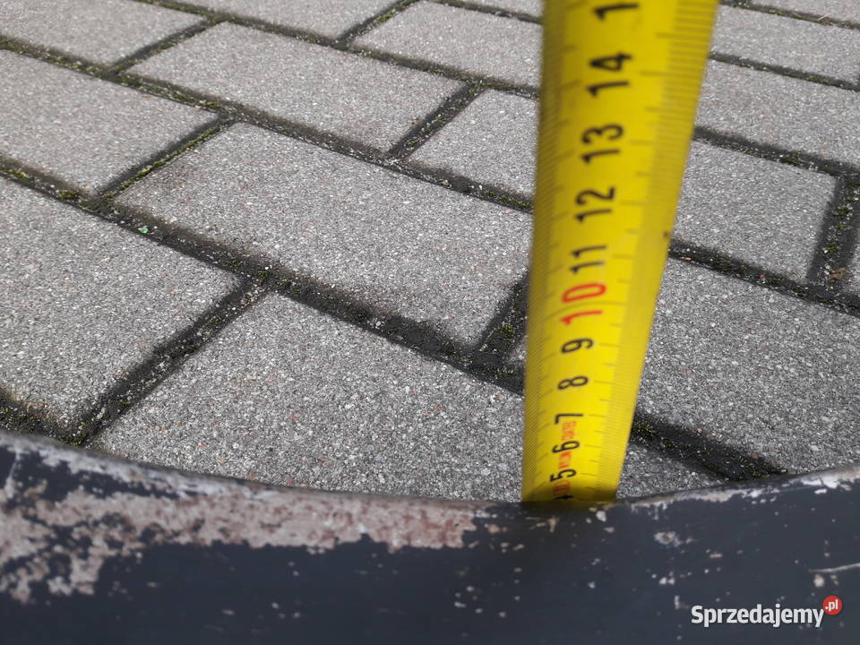 Metalowy kuty kosz na drewno kominkowe Gdynia