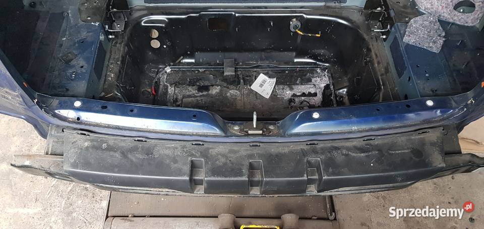 Pas Tylny MERCEDES CKLASA W205 kombi komplet osobowe Radom