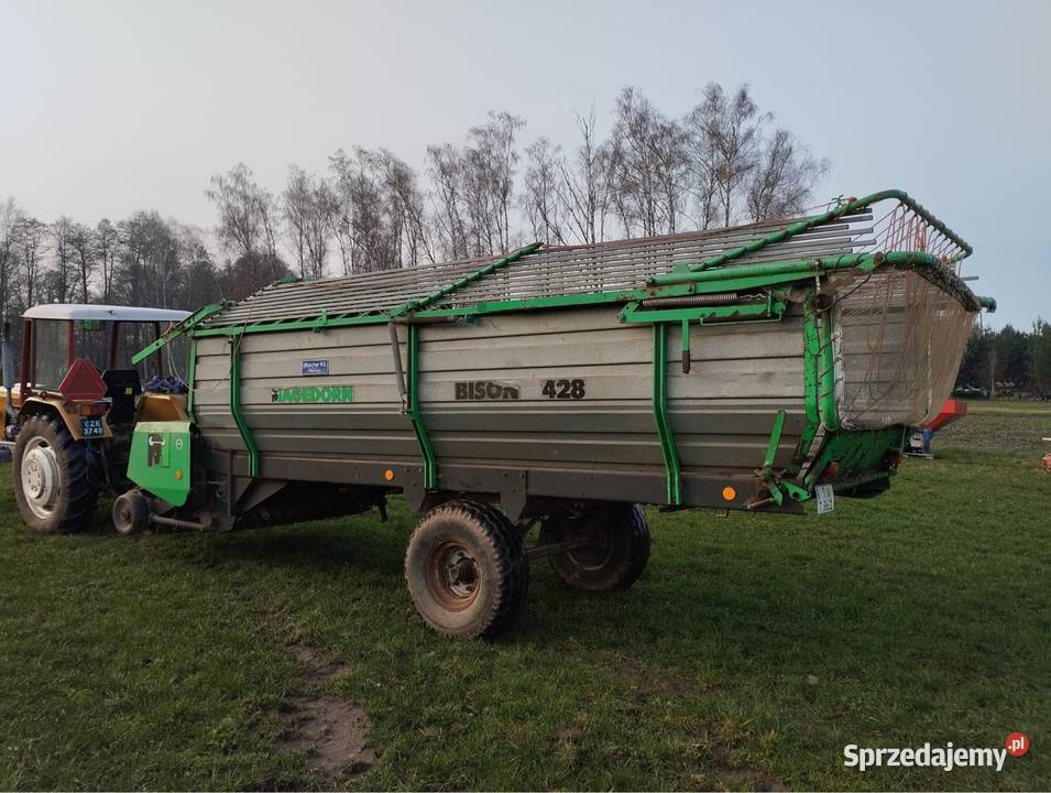 Przyczepa samozbierająca Hagedorn Bison 428 śląskie Dankowice Trzecie