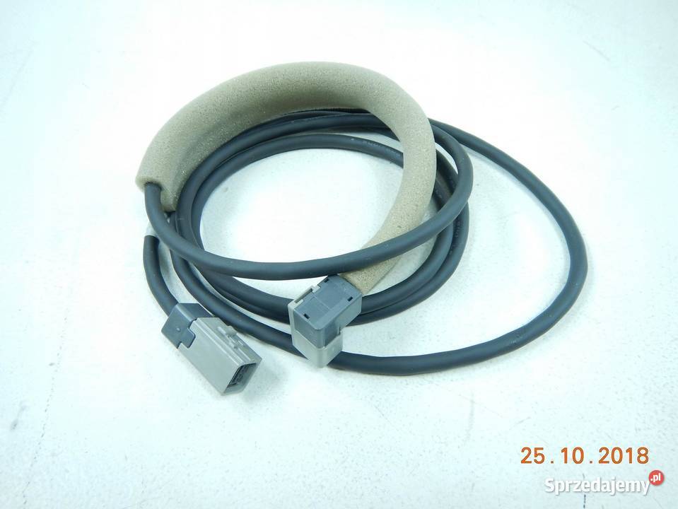 UCHWYT NA KUBEK I USB NISSAN JUKE F15 ORYGINAŁ Uchwyty fabryczne