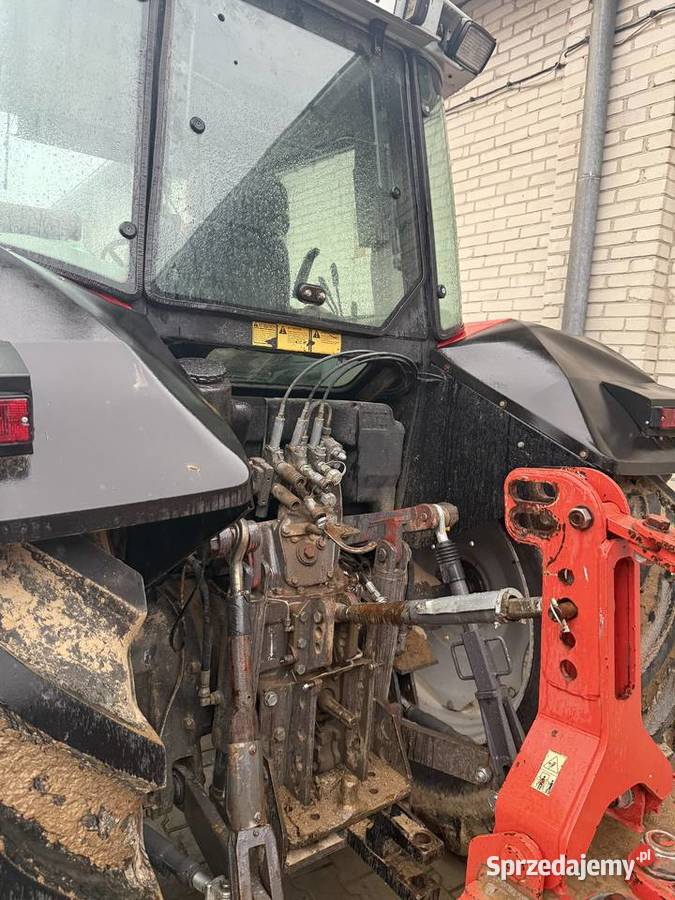 Sprzedam ciągnik Skrzynia biegów Manualna Massey Ferguson lubelskie Garbów