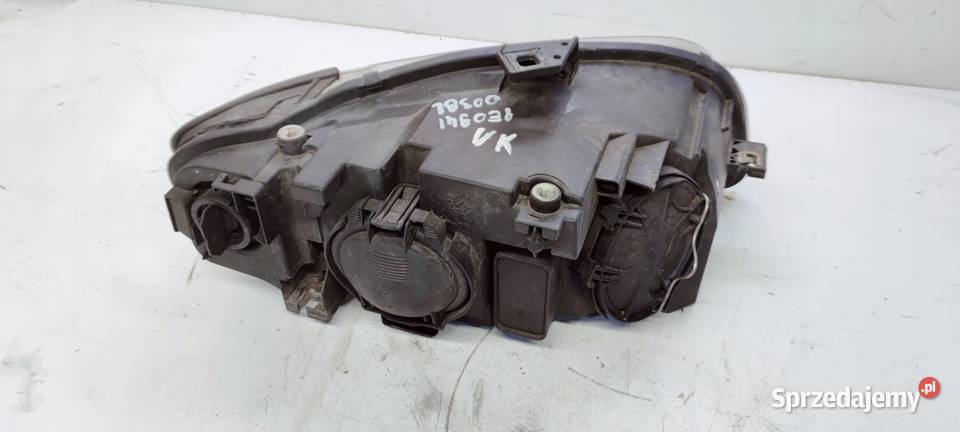 REFLEKTOR LEWY AUDI A4 B7 8E0941003BL UK śląskie Przystajń