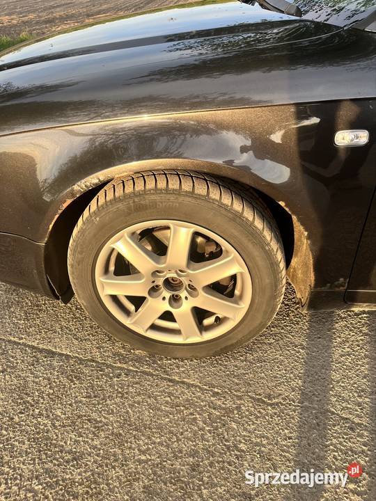 Audi a4b7 19tdi manualna