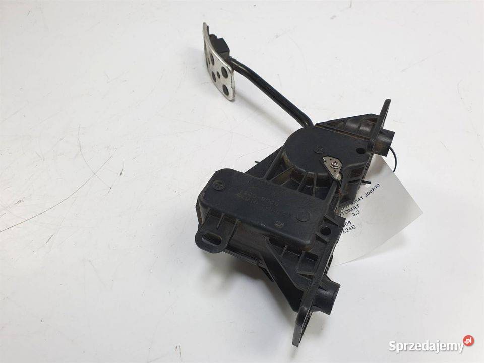 PEDAŁ MITSUBISHI PAJERO 4 82060231 Pozostałe Lipno