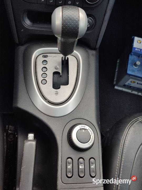 Qashqai2 7 osobowy automat 4x4 150 2013r skóry Kielce sprzedam