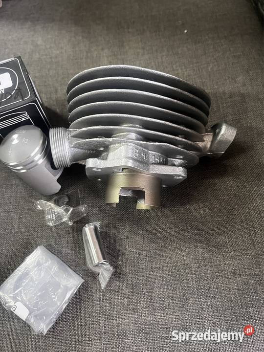 Romet motorynka komar 023 025 cylinder ZMD jajko Pleśna