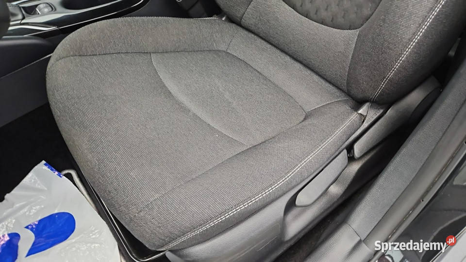 Toyota Corolla 18 Hybrid Active Z Polskiego kamera cofania Warszawa