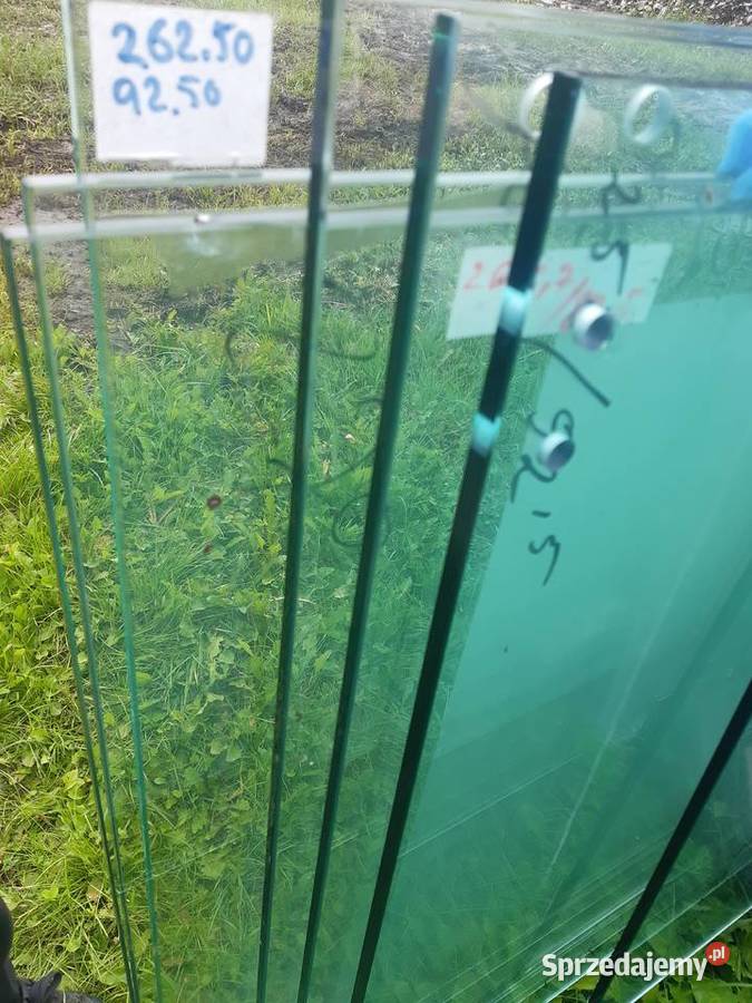 Szklane mleczne drzwi sprzedam
