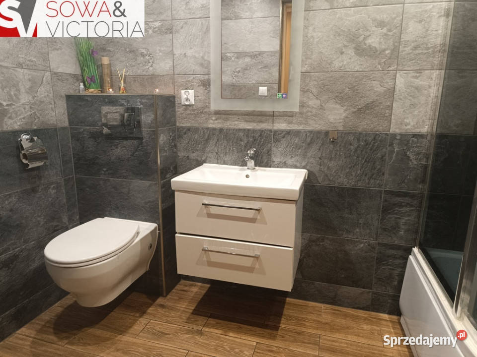 Parter domu z pięknym ogrodem Dziećmorowice