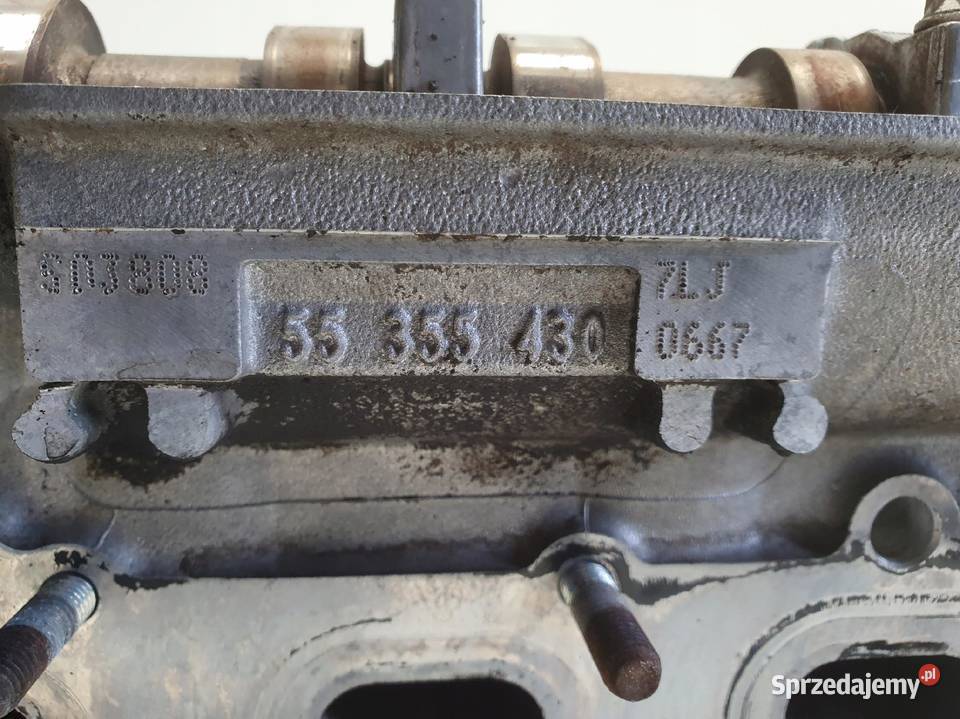 Opel Corsa D 12 16V GŁOWICA CYLINDRÓW 55355430 Rudka