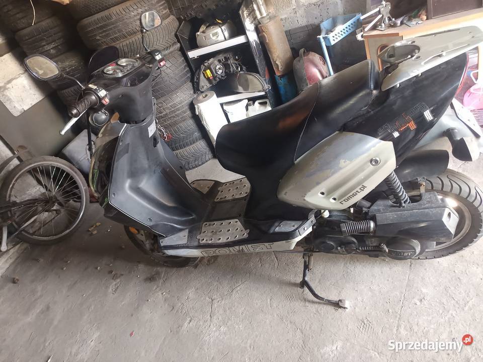 Sprzedam motocykl skuter stan Osięciny