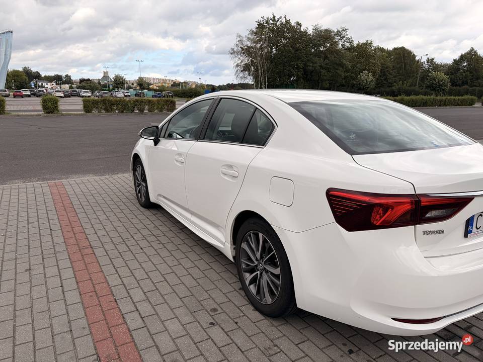 Toyota Avensis 2015 FL 20 diesel 143 2000cm3 Avensis Włocławek