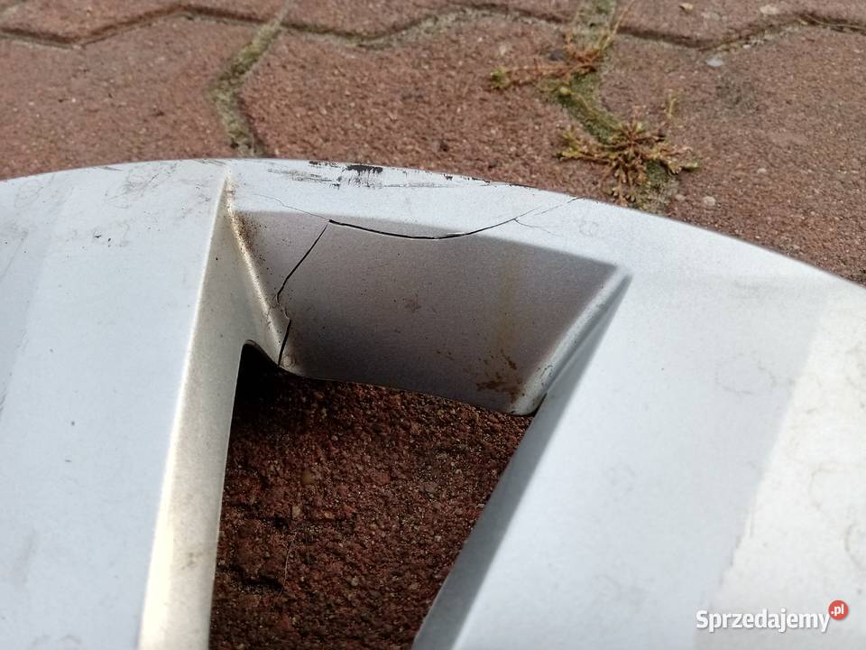 KOŁPAK 16 VW PASSAT B7 B8 EOS GOLF VI 6 osobowe Szadek sprzedam