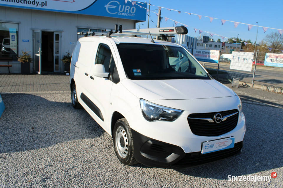 Opel Combo VAN Vat1 L2 netto 33252PLN Enjoy autoalarm